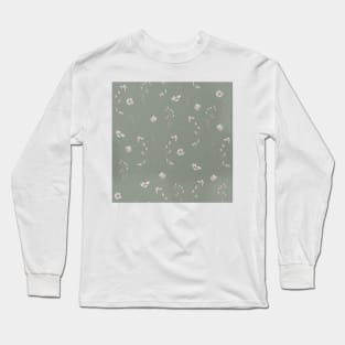 Delicate Flower Pattern Long Sleeve T-Shirt